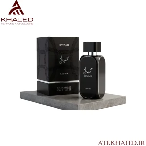 عطر حیاتی (Hayatti) از برند لطافه (Lattafa) با رایحه چوبی، وانیلی و ادویه‌ای گرم و فریبنده